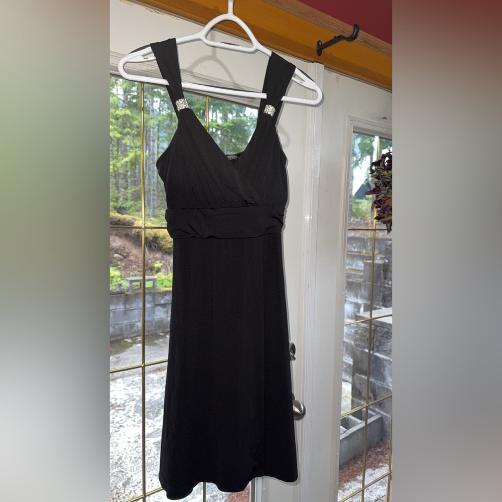 George Black Sheath Dress V-Neck Sleeveless